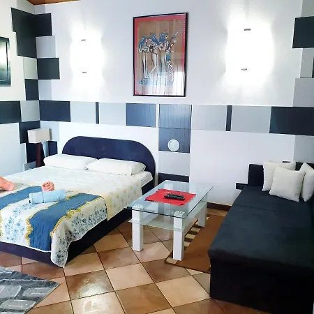 Di 60 M² Con 2 Rovigno